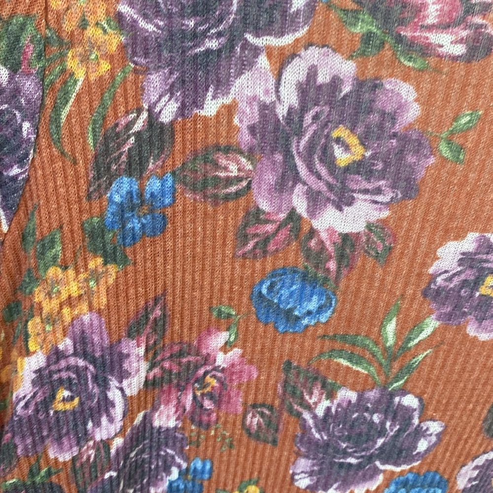 Cardigan - Picture 2 of 4